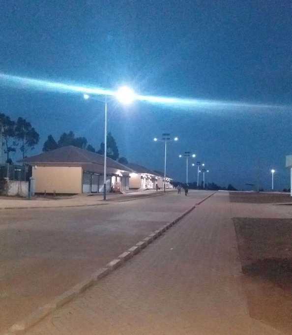 张家口非洲科特迪瓦太阳能路灯工程